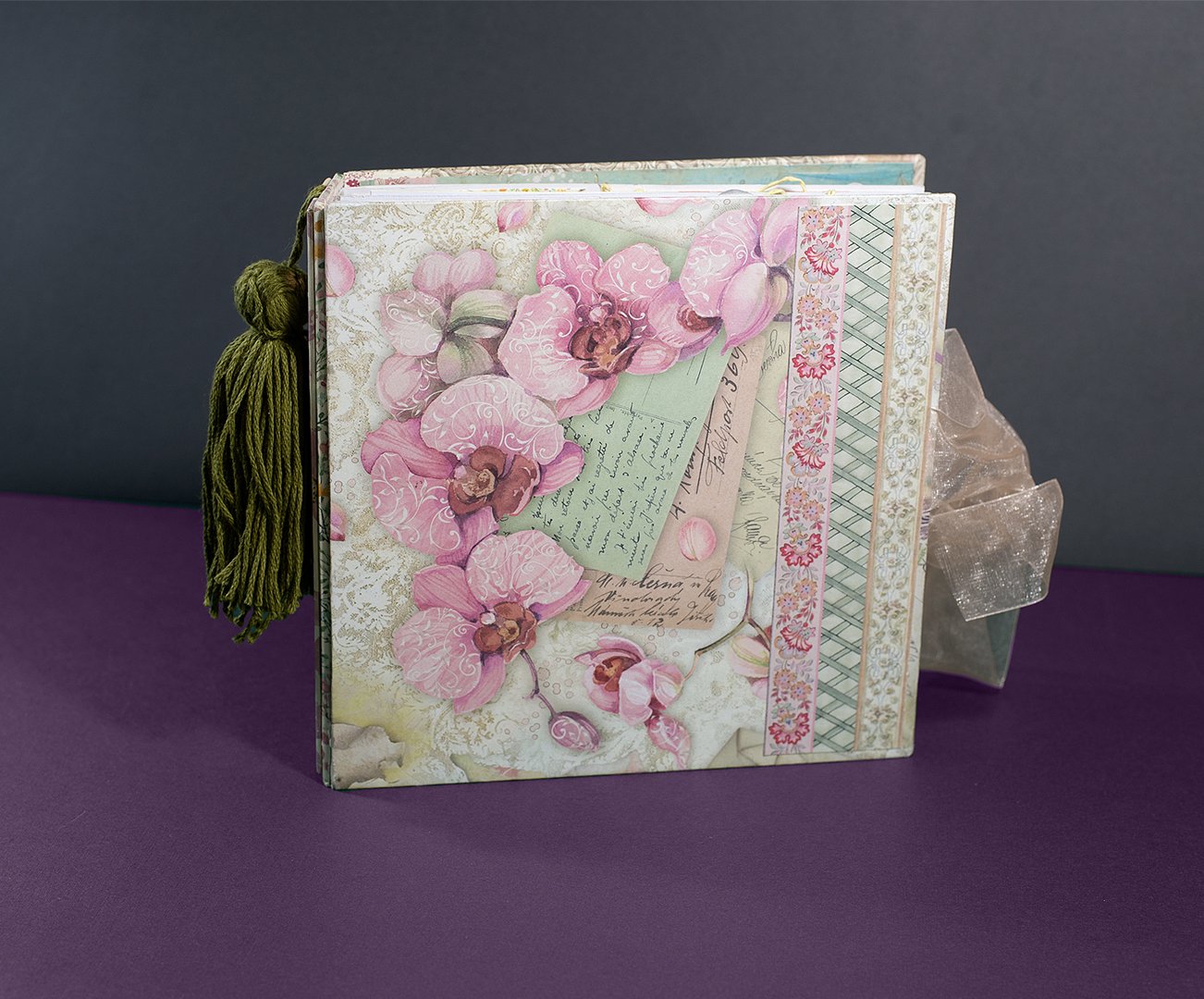 Álbum de flores y mariposas